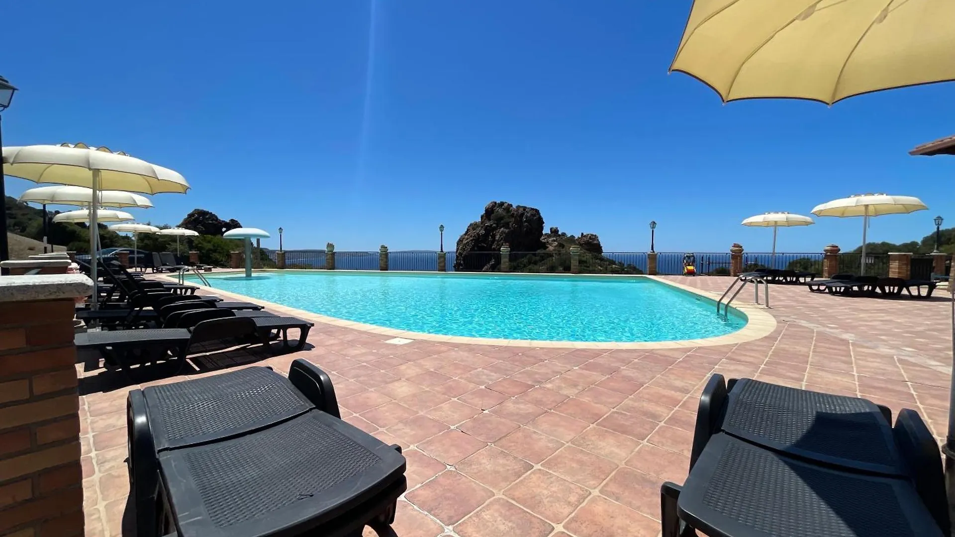 Villa Tanca Piras - Emozioni A Strapiombo Sul Mare!!! à Nebida